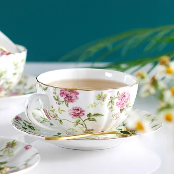 Elegáns High-End Csésze Csészealj Szett Porcelán Virág Tea Set Brit Délután Porcelán Haza Drinkware Coffeeware